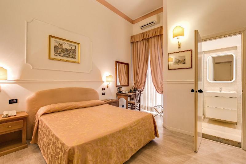 Hotel Martini - Genel