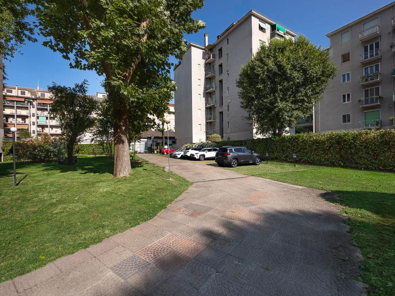 iH ApartHotel Milano Argonne Park - Genel