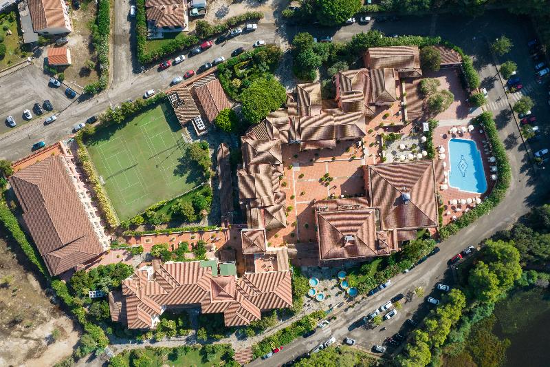 Nicolaus Club Torre Moresca - Genel