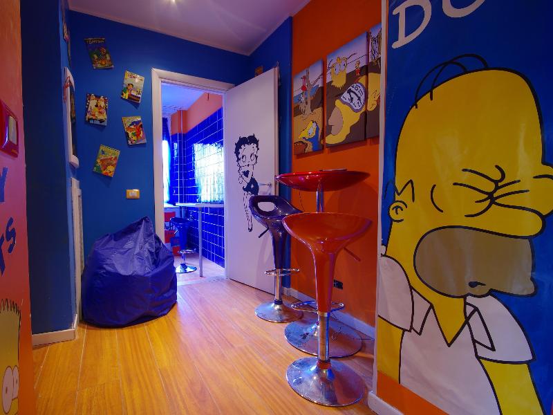 Comics Guesthouse - Genel