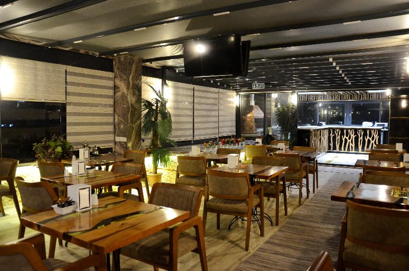 Grand Mark - Restoran