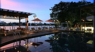 Riva Surya Bangkok otel fotoğrafı