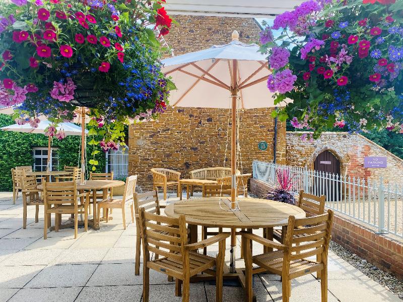 Caley Hall Hotel - Genel