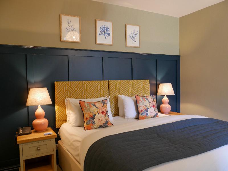Caley Hall Hotel - Genel