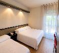 Spa Hotel Parigi 2 oda fotoğrafı