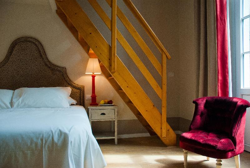 Black 5 Florence Suite - Oda