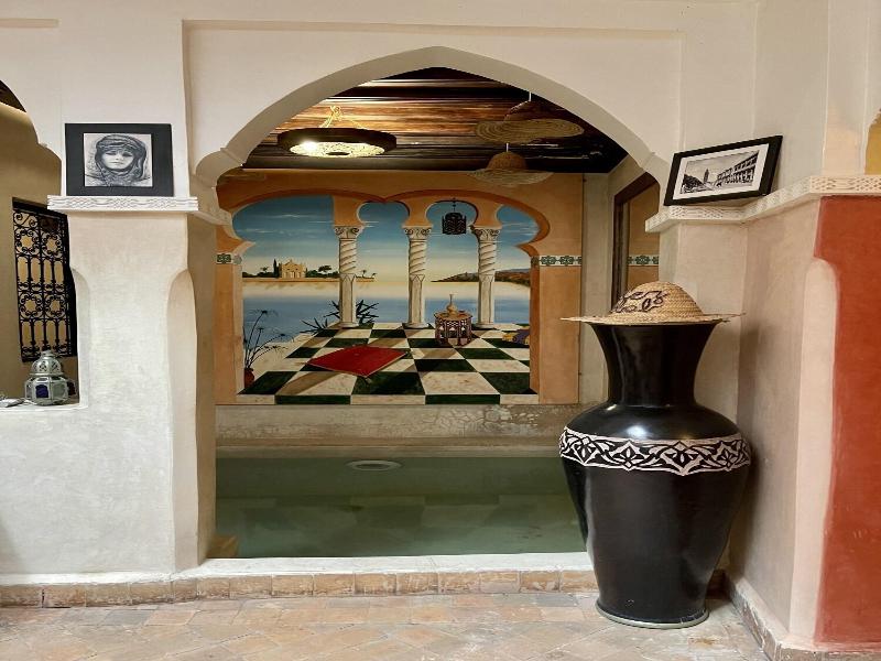 Riad Mboja - Lobi
