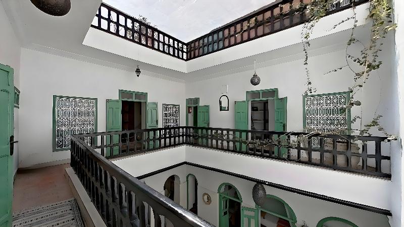 Riad El Grably - Genel