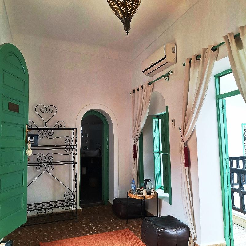 Riad El Grably - Oda