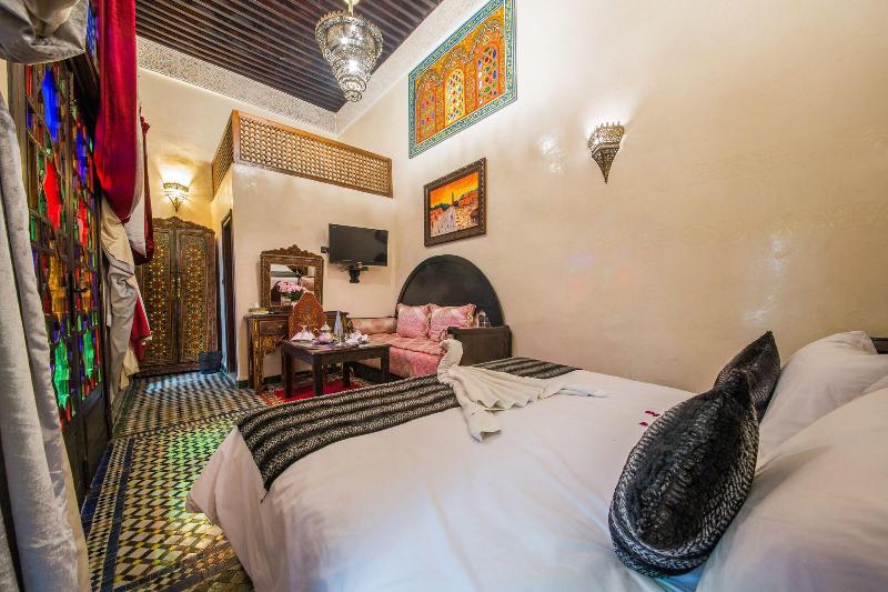 Riad Ghita - Oda