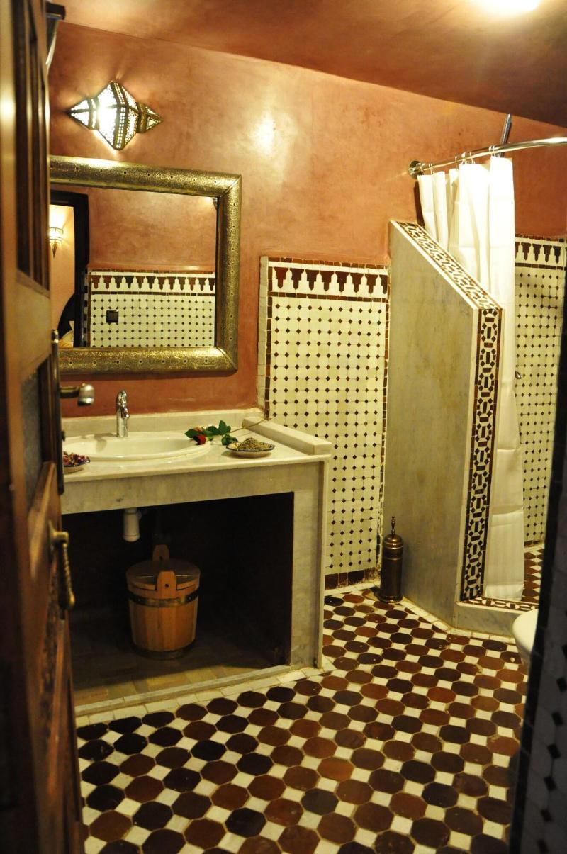 Riad Ghita - Oda