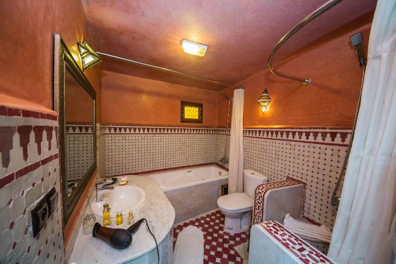 Riad Ghita - Oda