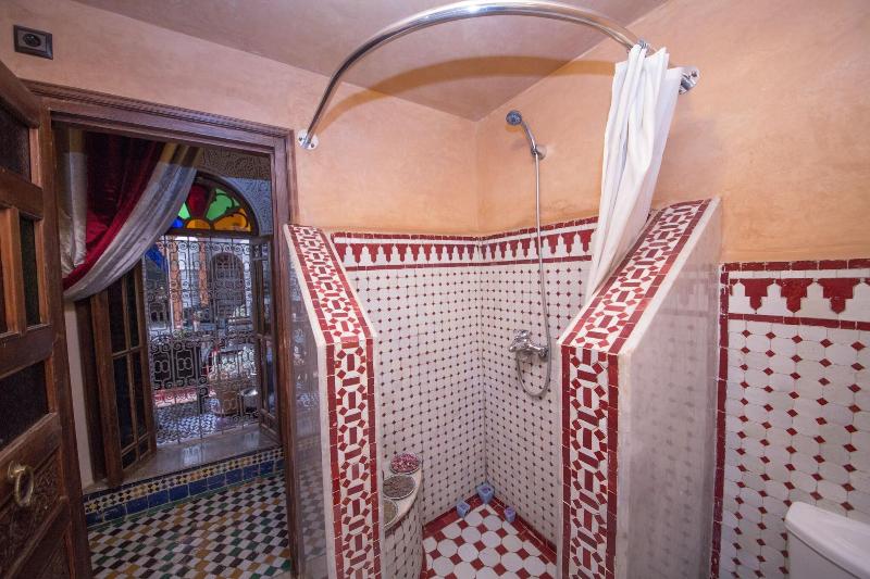 Riad Ghita - Oda