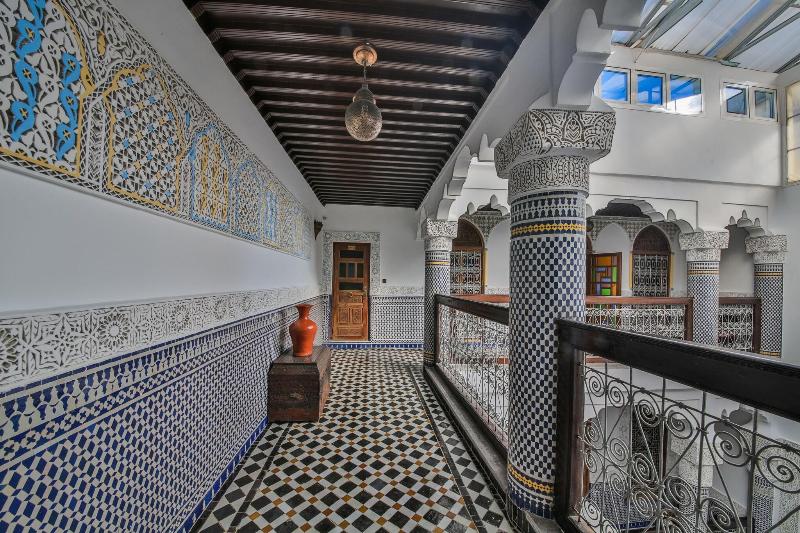 Riad Ghita - Oda