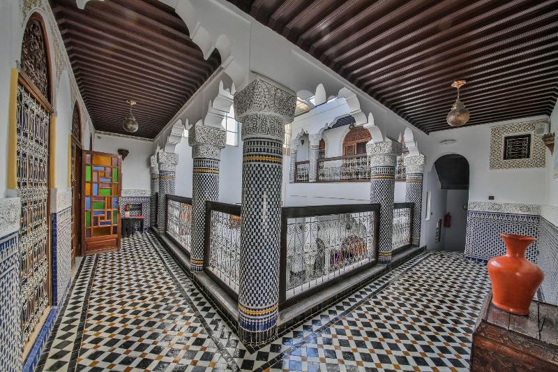 Riad Ghita - Oda