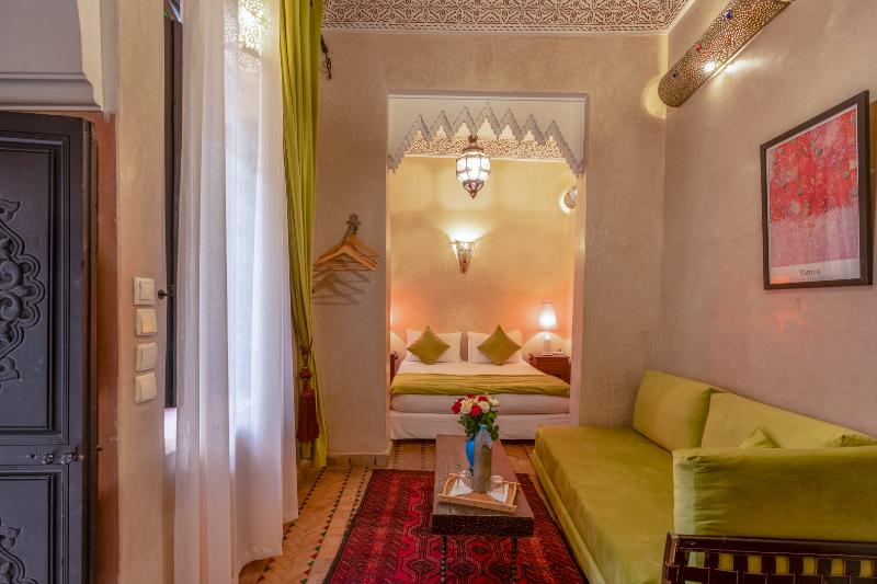 Riad Saba - Oda