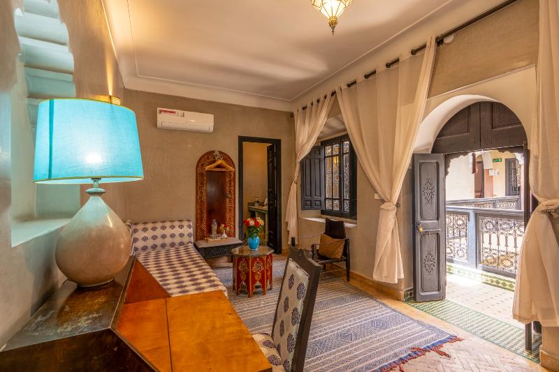 Riad Saba - Oda