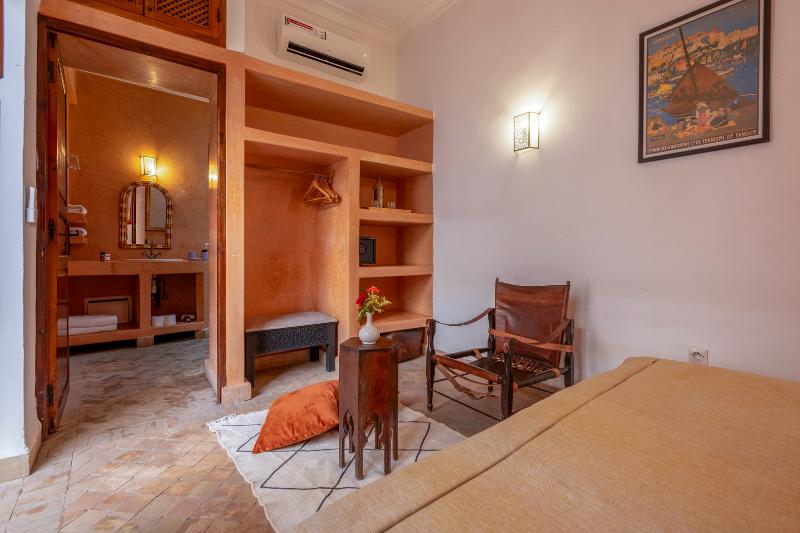 Riad Saba - Oda