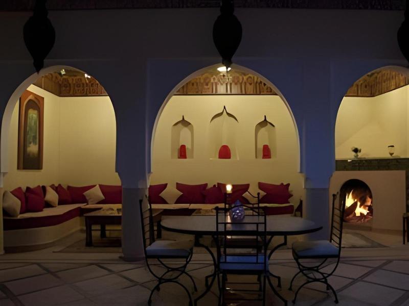 Riad Granvilier - Bar