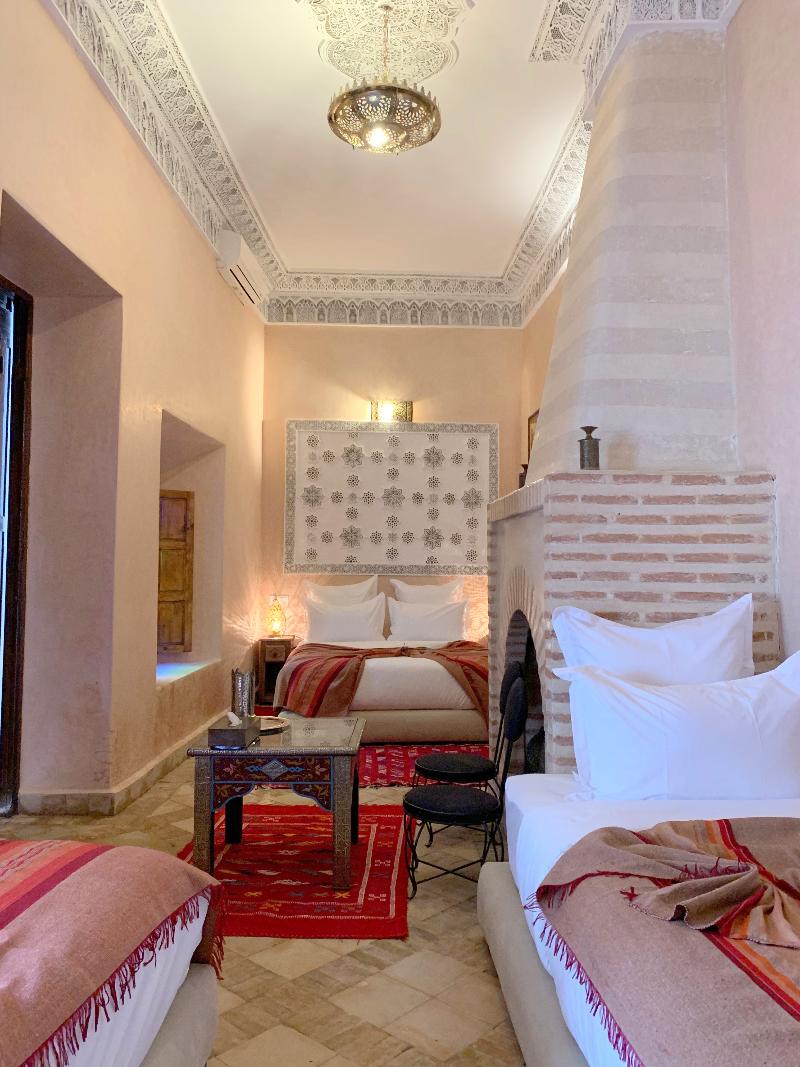 Riad Abaka by Ghali - Oda