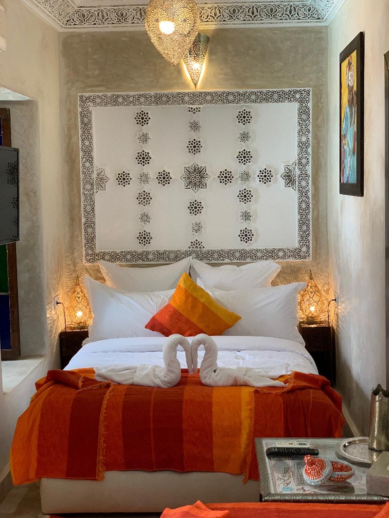 Riad Abaka by Ghali - Oda