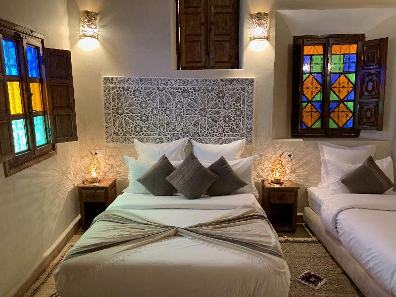 Riad Abaka by Ghali - Oda