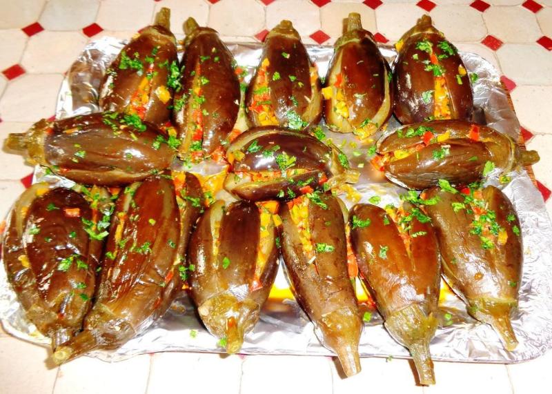 Riad Sesame - Genel