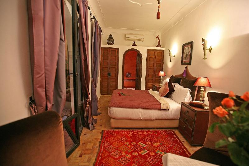 Riad Laora - Oda