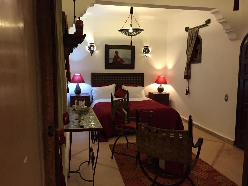 Riad Laora - Oda