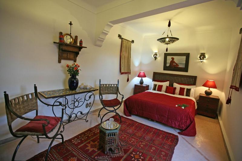Riad Laora - Oda