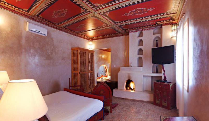 Riad Chbanate - Genel