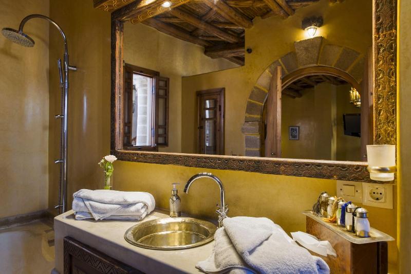 Riad Chbanate - Oda