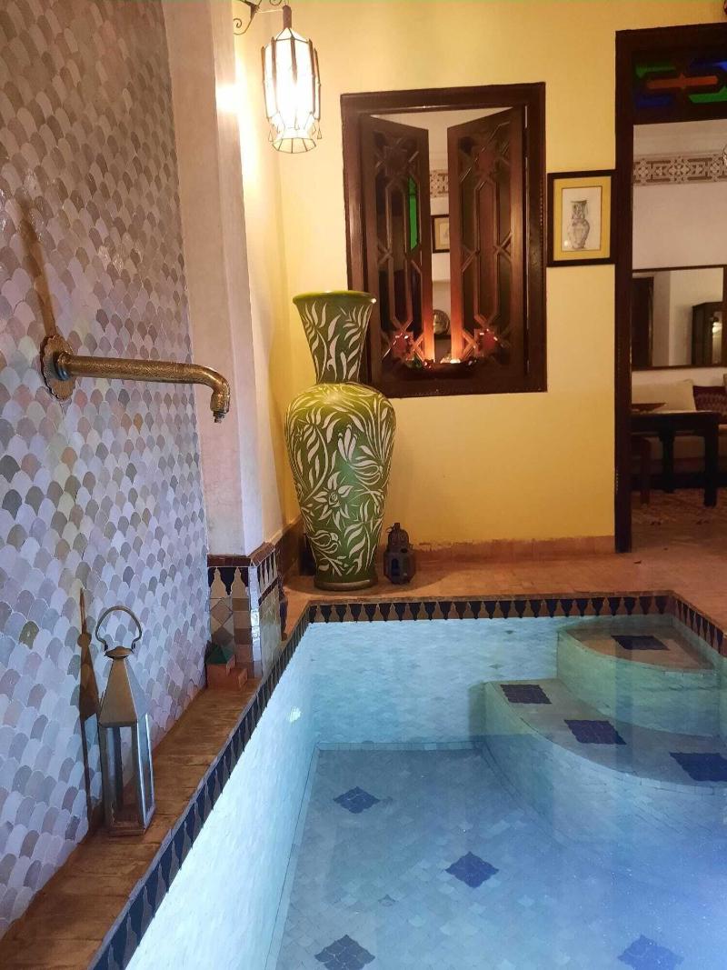 Riad Aubrac - Havuz