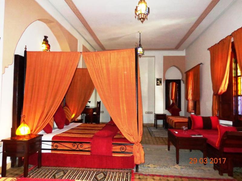 Riad Ahlam - Genel