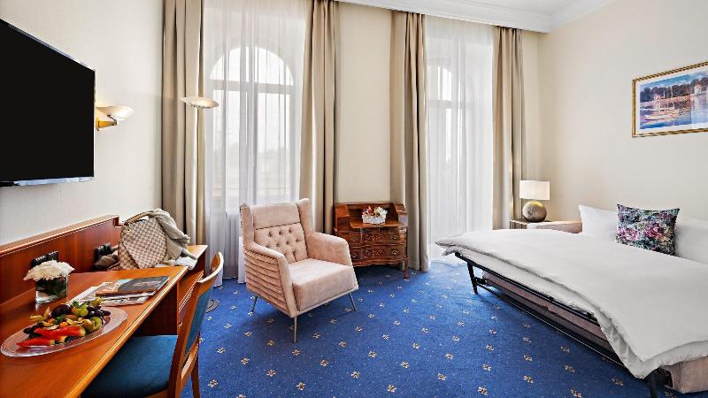Hotel Bayerischer Hof Dresden - Oda