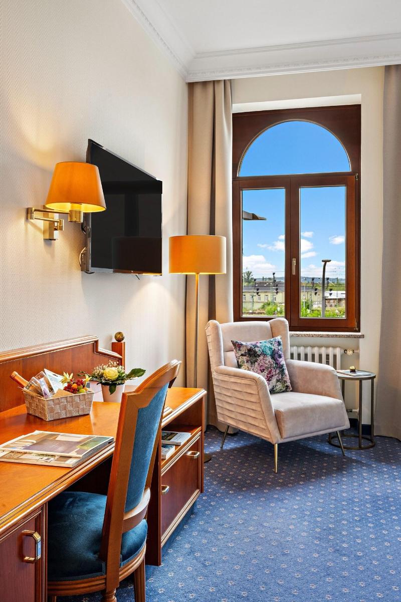 Hotel Bayerischer Hof Dresden - Oda
