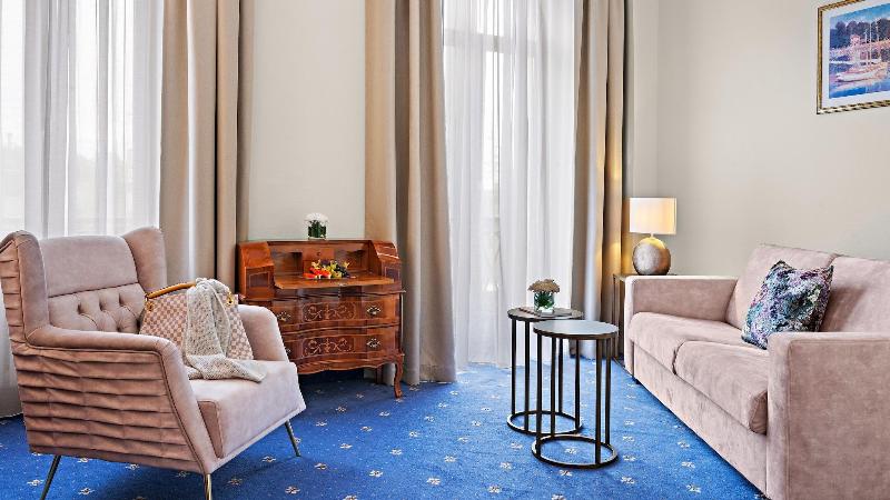 Hotel Bayerischer Hof Dresden - Oda