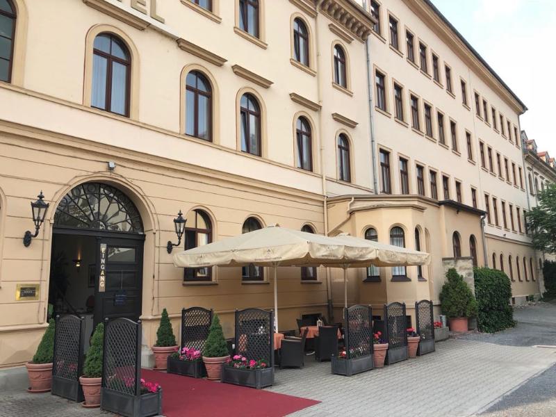 Hotel Bayerischer Hof Dresden - Teras