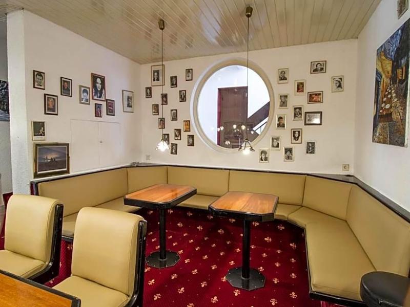 Hotel Maurer - Genel