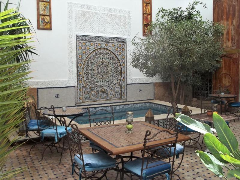 Riad Attarine - Genel