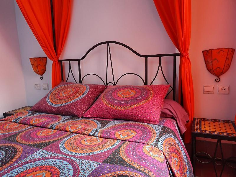 Riad Sidi Magdoul - Genel