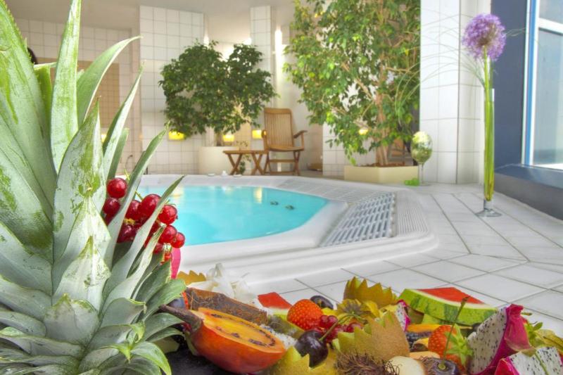 Atlanta Hotel International Leipzig - Havuz