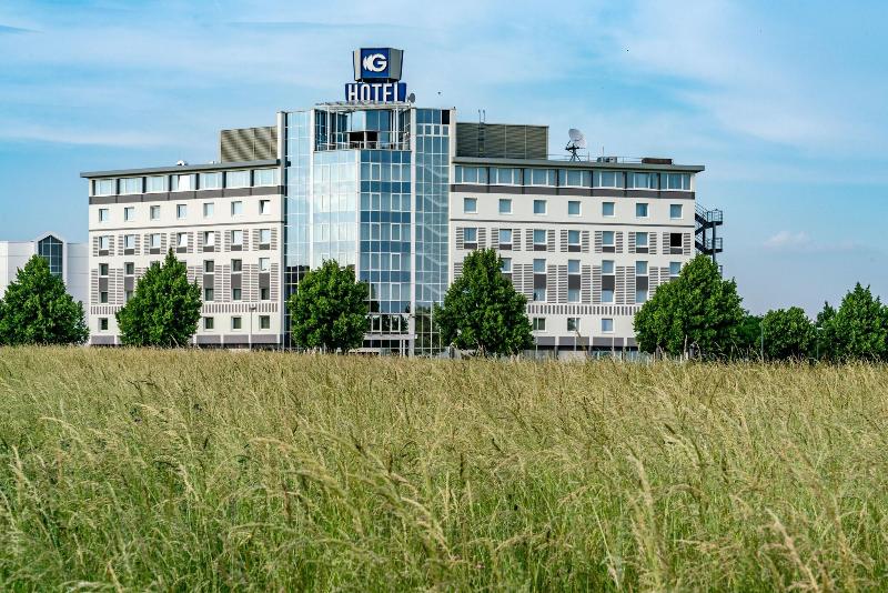 Globana Airport Hotel - Genel