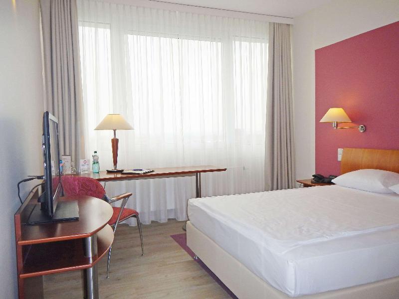 Globana Airport Hotel - Oda