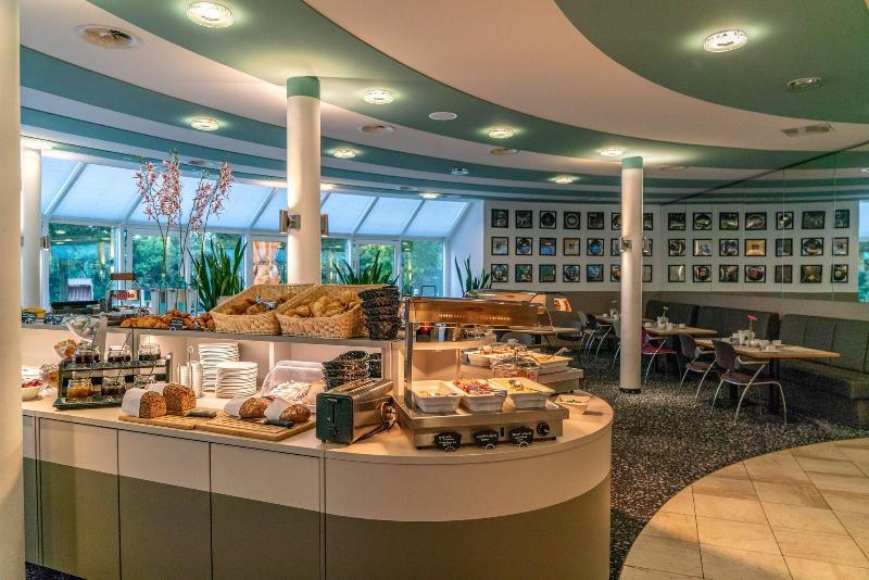Globana Airport Hotel - Restoran