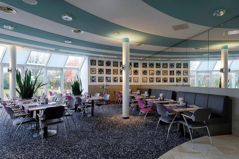 Globana Airport Hotel - Restoran