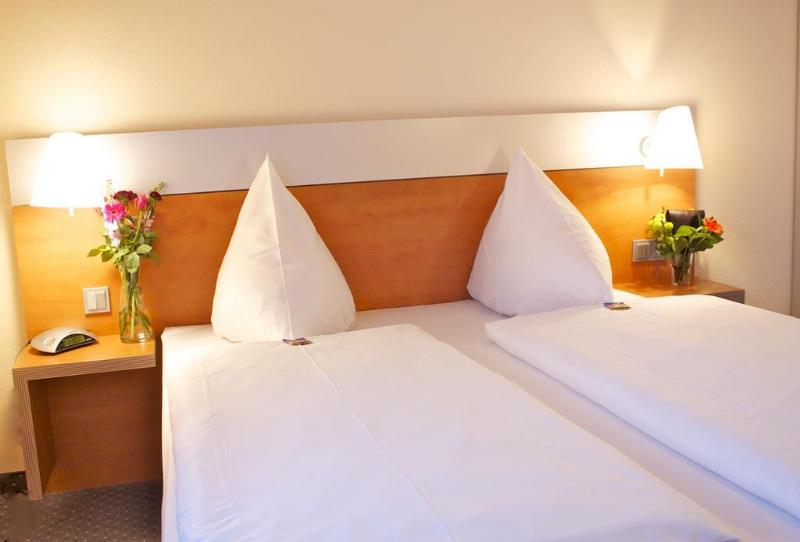 Senator Hotel - Genel