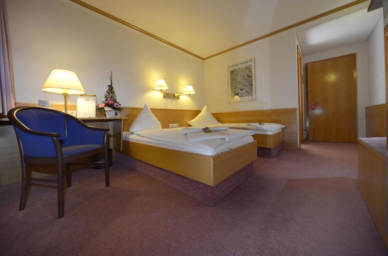 Hotel Bavaria - Oda