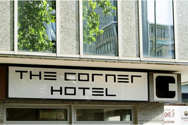 Homaris The Corner - Self-Check In - Genel
