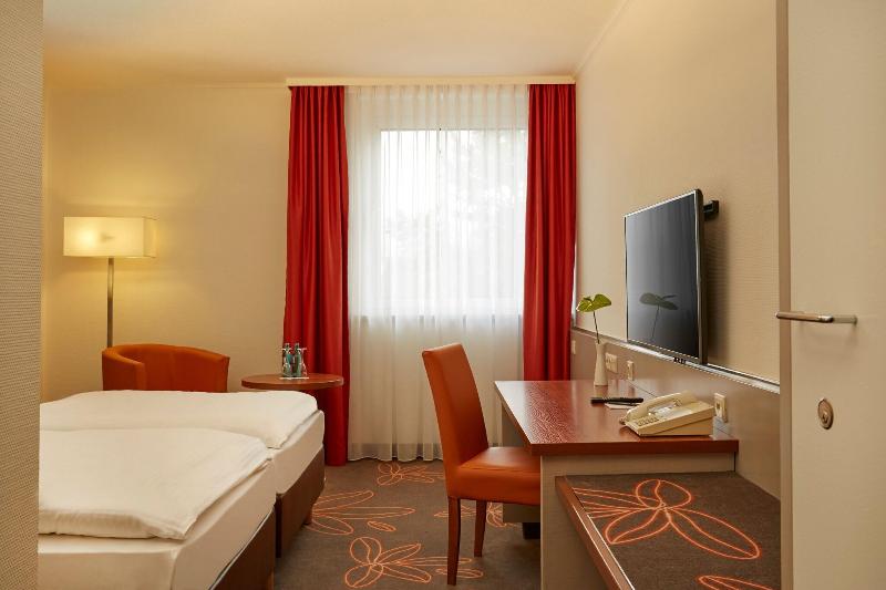H+ Hotel Leipzig - Halle - Oda